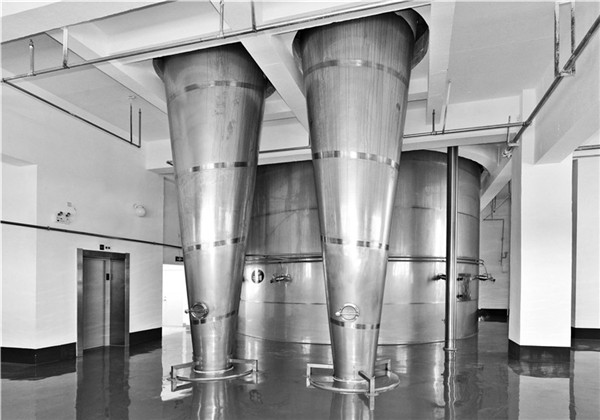 BH-PLG series upper exhaust spray granulation dryer